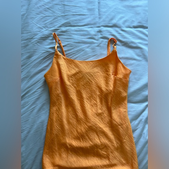 Express Orange Midi Dress - Picture 7 of 10